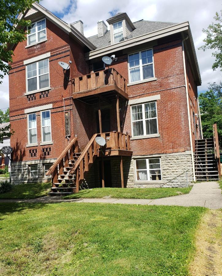 Spacious Industrial Split Level With A Balcony Cincinnati Bagian luar foto
