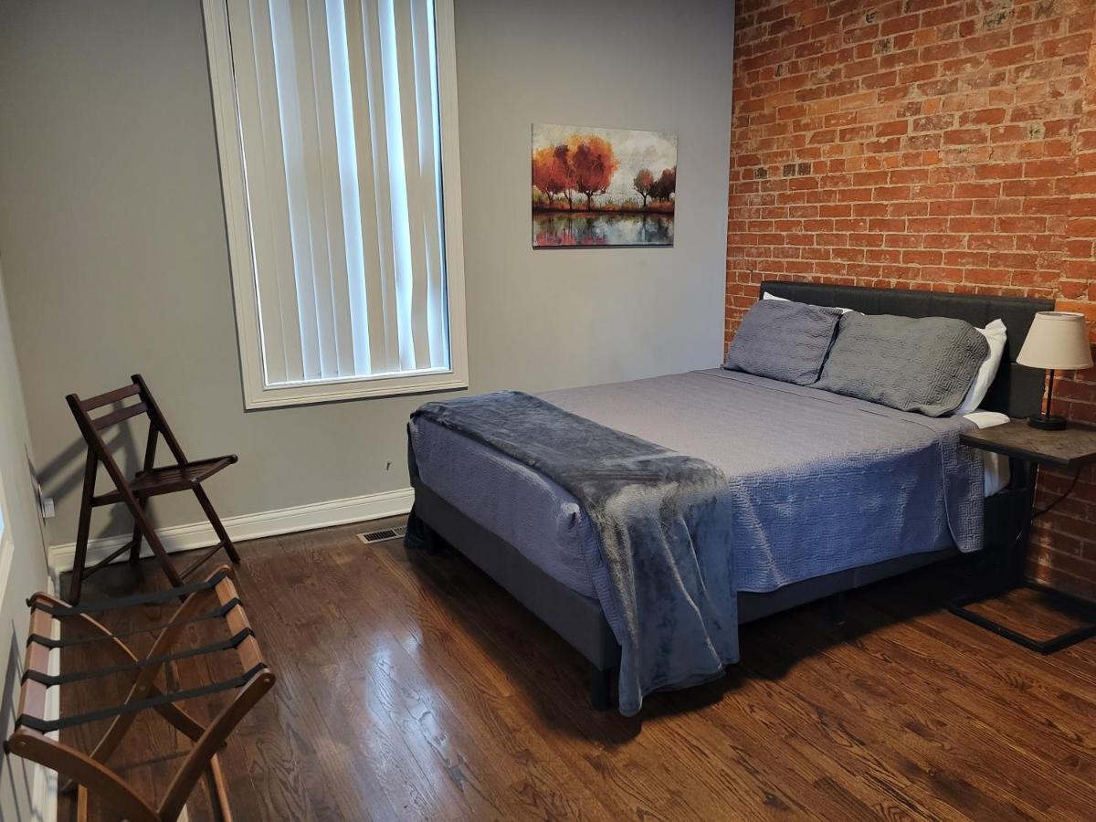 Spacious Industrial Split Level With A Balcony Cincinnati Bagian luar foto