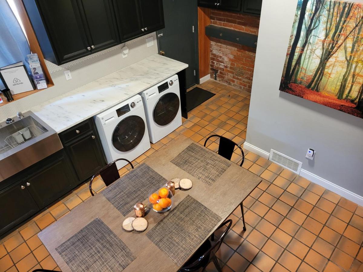 Spacious Industrial Split Level With A Balcony Cincinnati Bagian luar foto